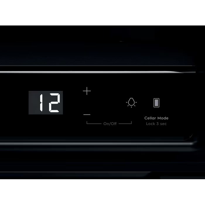 Cave à vin NKW8P21KAT | AEG Carre maison