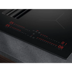 Plaque induction avec hotte intégrée 70 cm AEG TCH74B01CB AEG